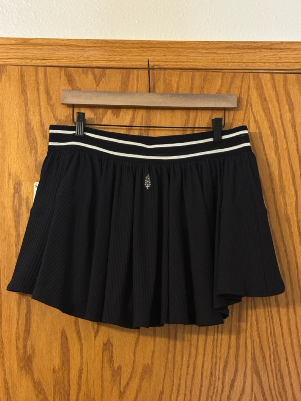 Free People Movement Sultry Skort - NWT - Size XL Black - Picture 4 of 13